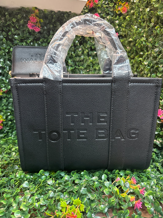 THE TOTE BAG